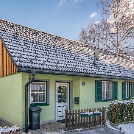 Charmantes Ferienhaus Peterdorf Exterior foto